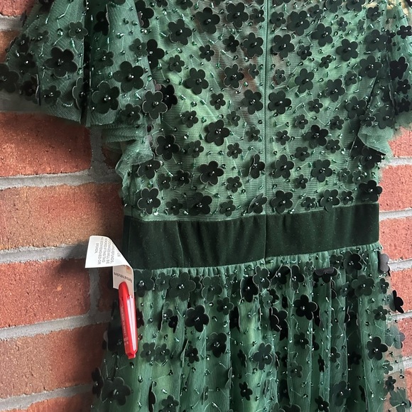 MAC DUGGAL Velvet Flower Embellished Midi Dress - Picture 10 of 11